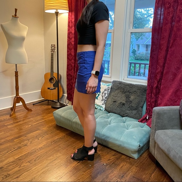 Cobalt blue mini skirt - Picture 11 of 13